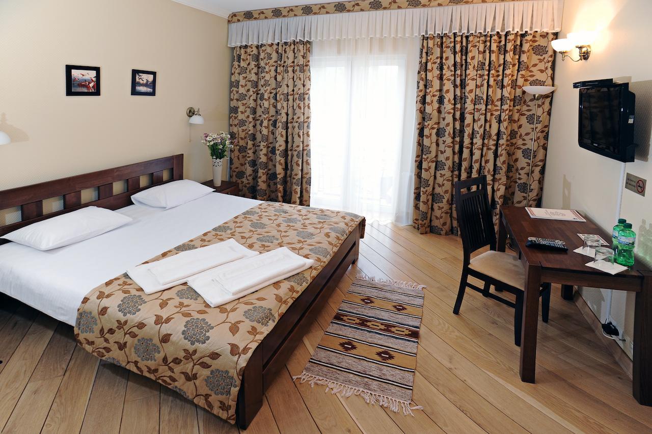 Zolota Forel Hotel Korostov Room photo